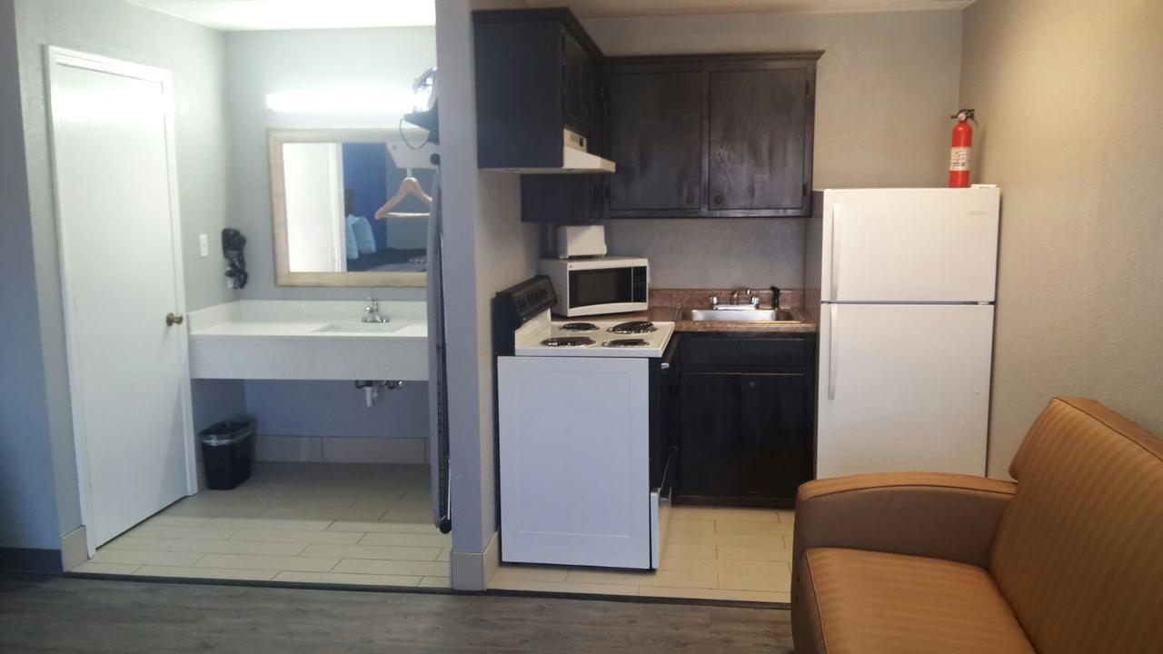 Paris Inn And Suites ภายนอก รูปภาพ