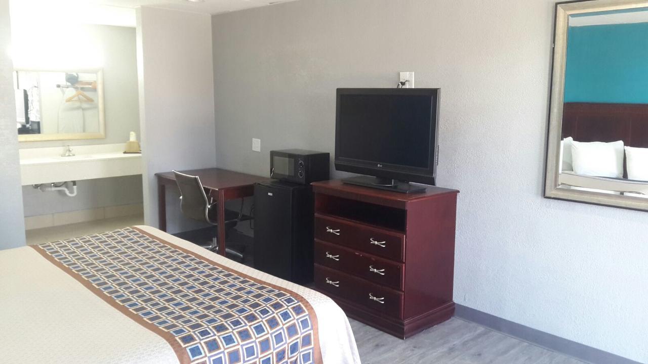 Paris Inn And Suites ภายนอก รูปภาพ
