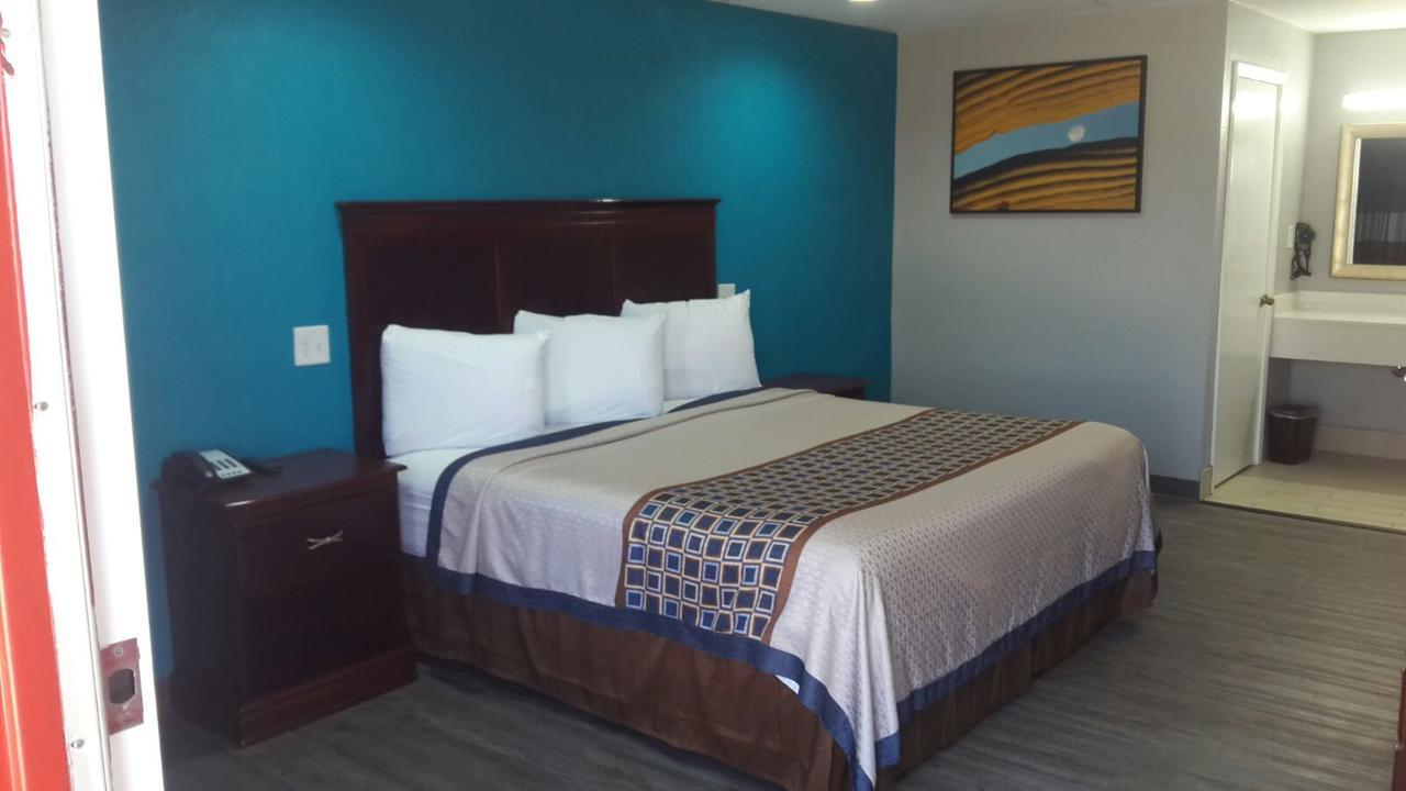 Paris Inn And Suites ภายนอก รูปภาพ